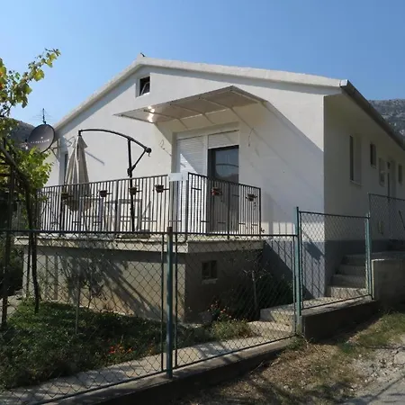Apartmani Stanislav Petrovac Exterior photo